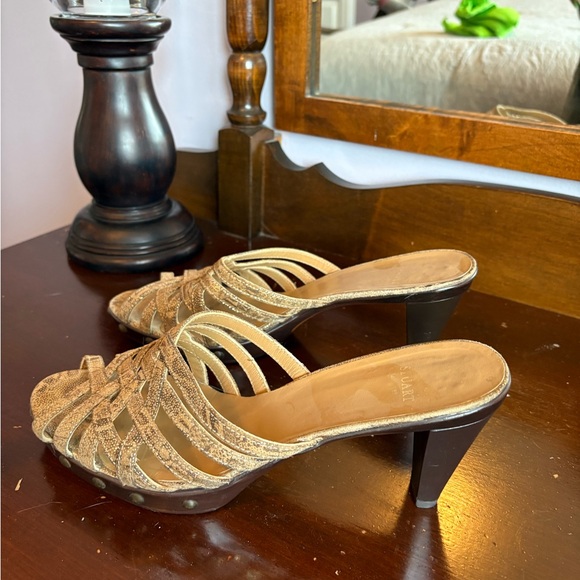 Stuart Weitzman Gold Strappy Heels - Picture 9 of 12